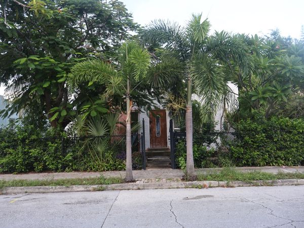 607 EL VEDADO, West Palm Beach, FL 33405