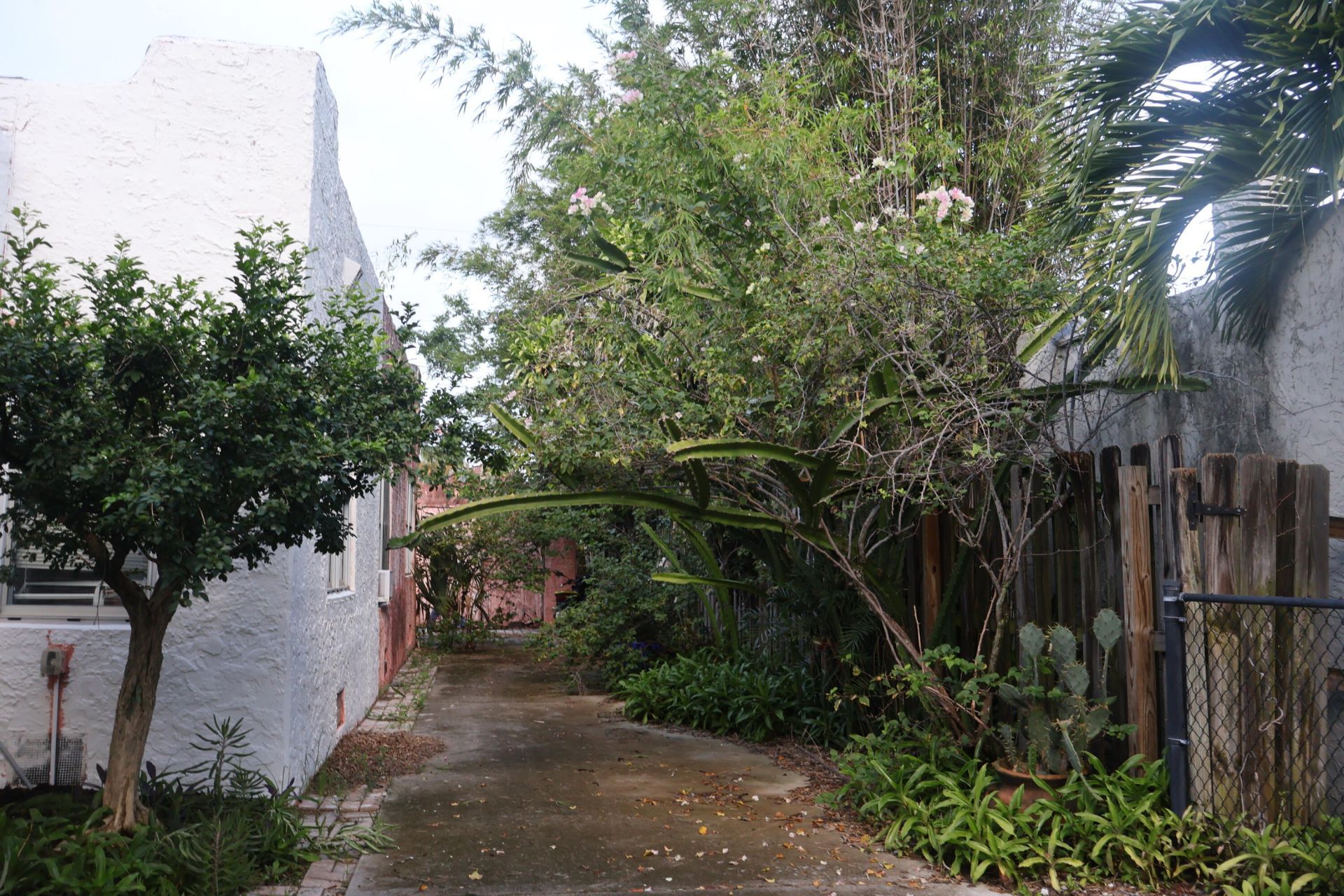 607 El Vedado, West Palm Beach, FL 33405 Photo