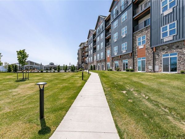 205 Lakeshore Drive, Unit 422, Canandaigua, NY 14424