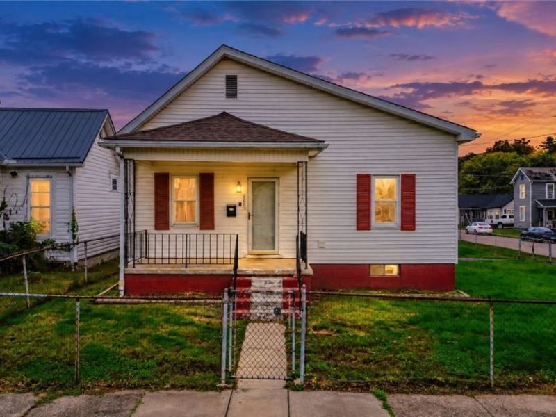 205 Gray Street, Zanesville, OH 43701 Photo 2