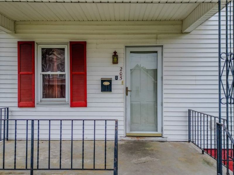 205 Gray Street, Zanesville, OH 43701 Photo 8