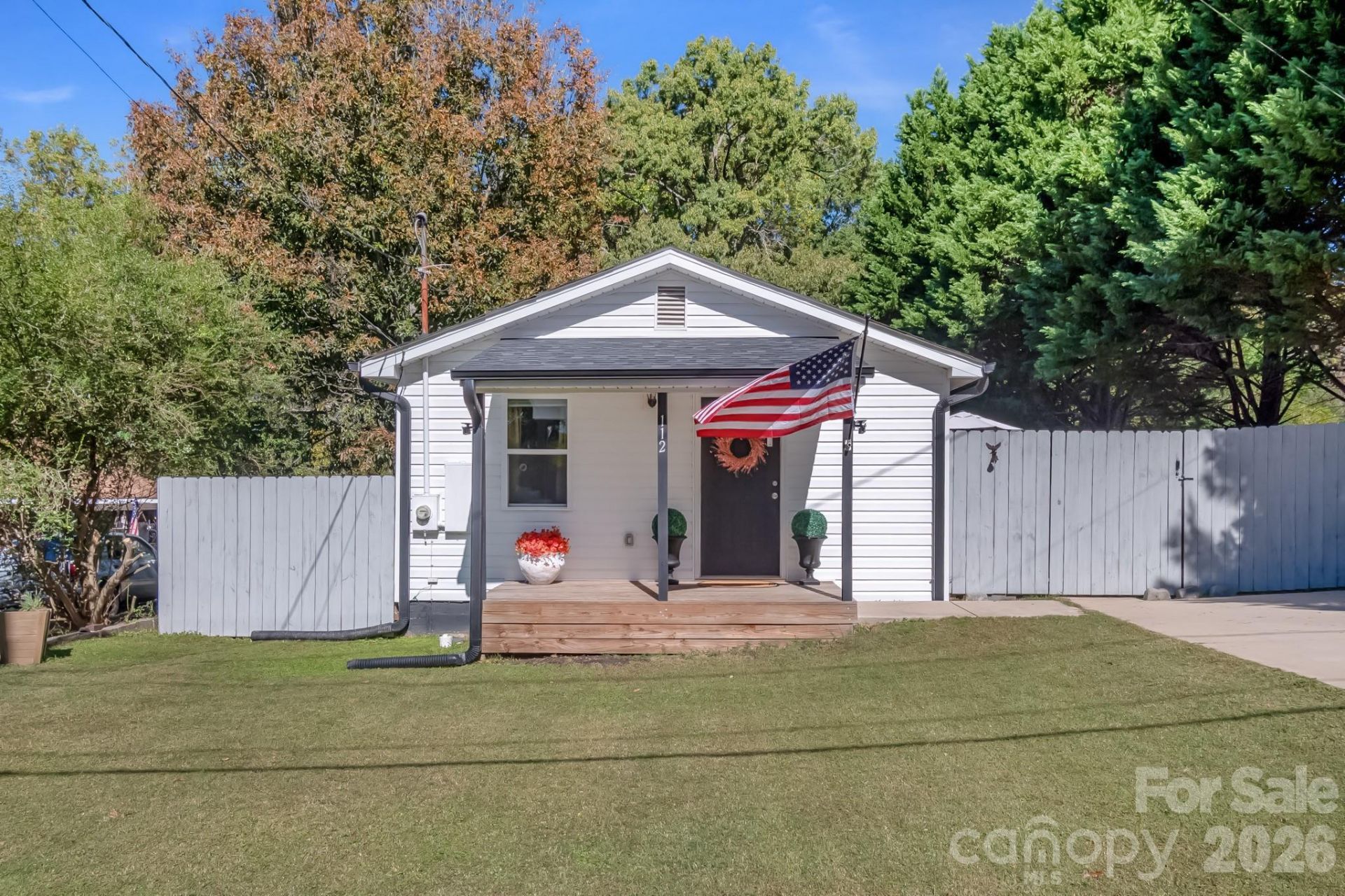 112 W Poplar Street , Stanley, NC 28164 Main Photo