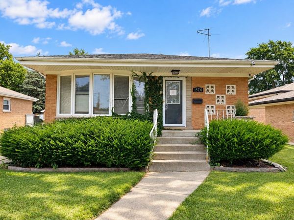 15739 Ingleside Avenue , Dolton, IL 60419