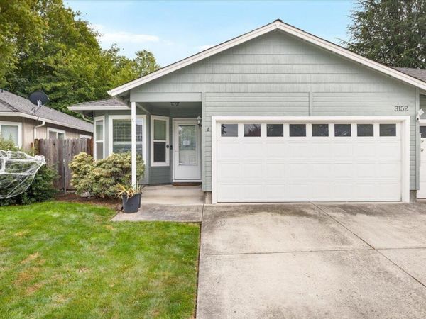 3152 Forest Hills Drive, Medford, OR 97504