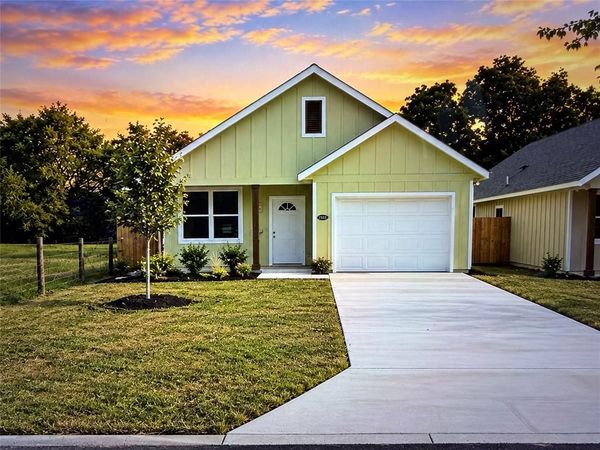 1552 Smoke tree Lane, Dallas, TX 75253