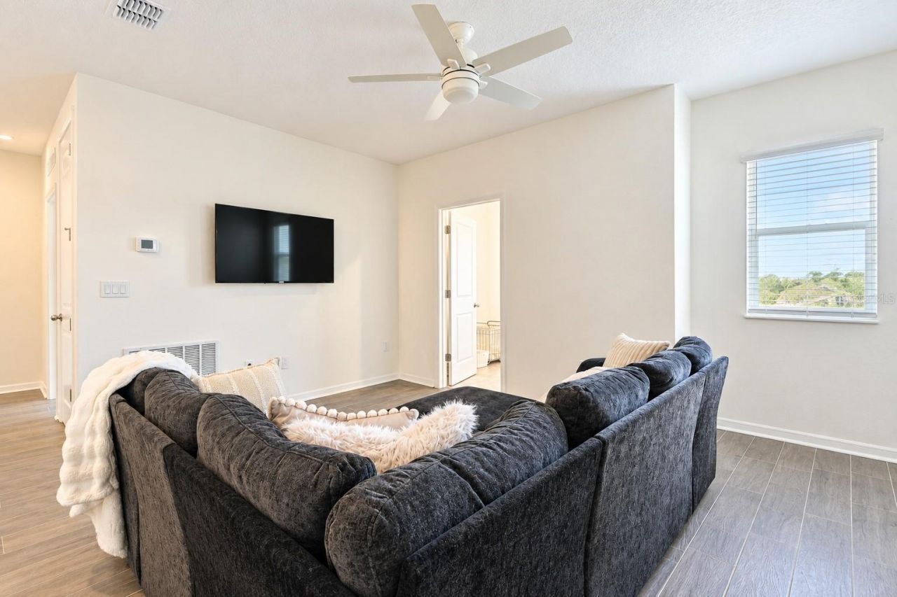 3975 Willowbrook Drive , Edgewater, FL 32141 Photo