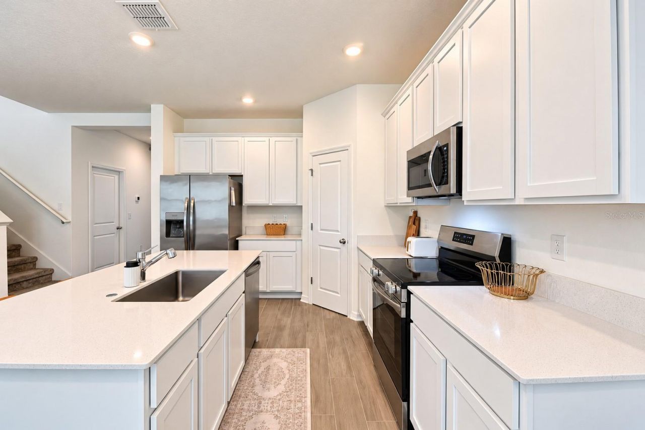 3975 Willowbrook Drive , Edgewater, FL 32141 Photo