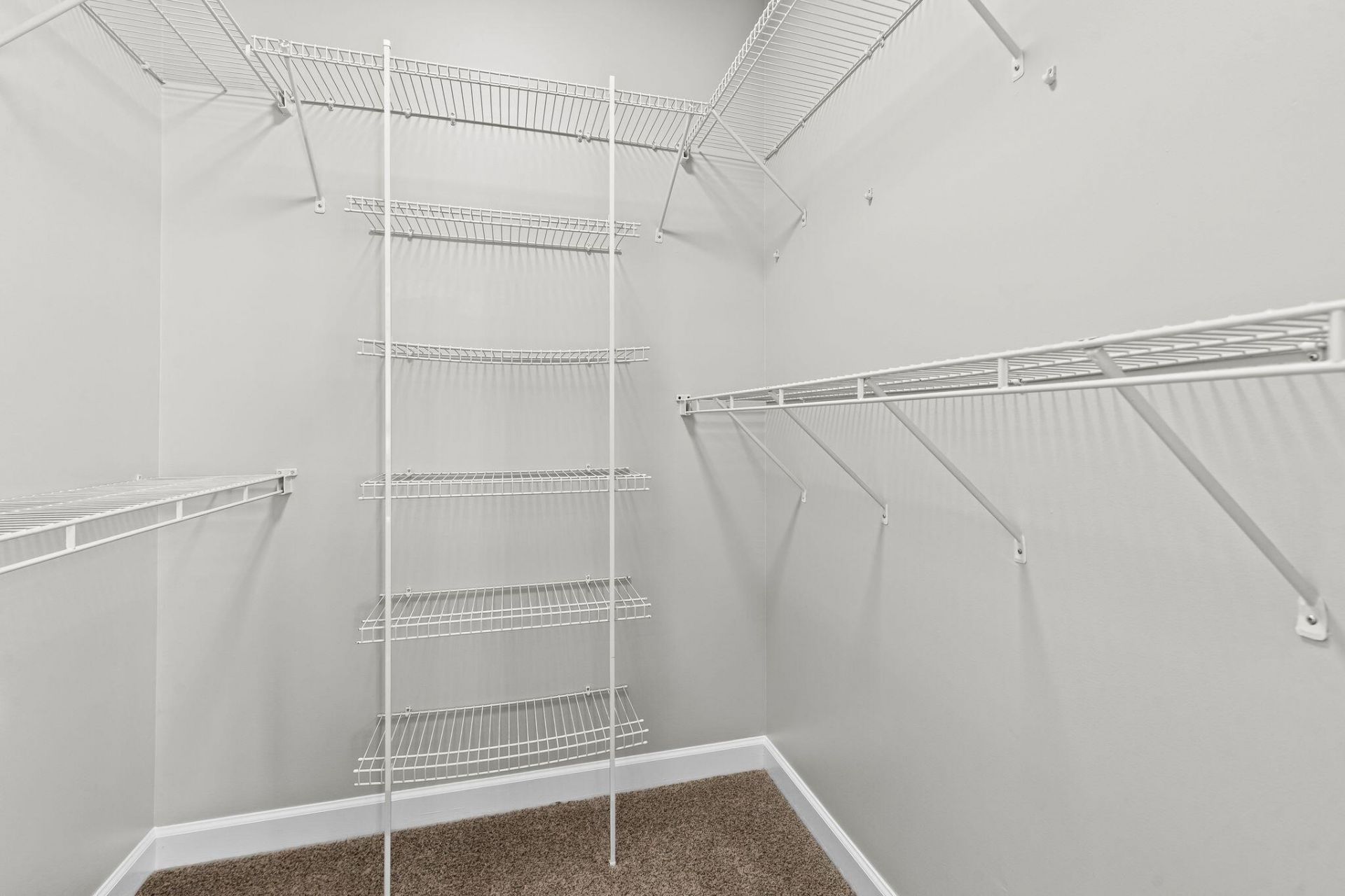 1032 Zinser Street Photo 33