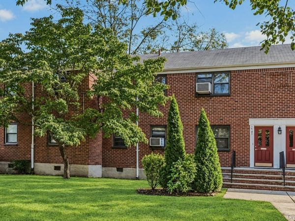 17-81 166th Street , Unit 3-27, Whitestone, NY 11357