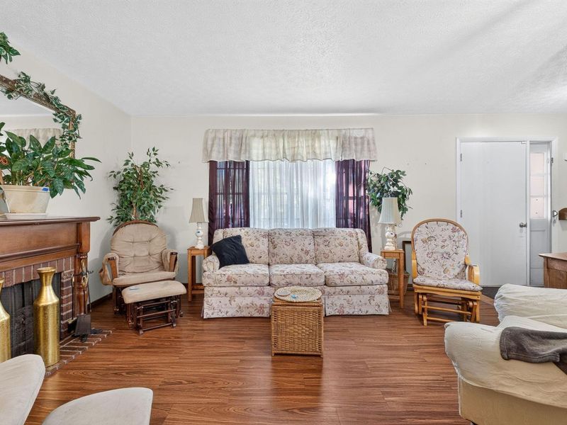 3014 Osgood Road E, Columbus, OH 43232 Photo 6