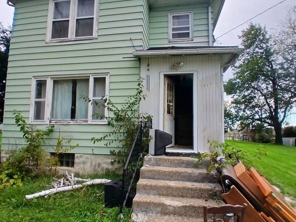 117 E Wilson Street, Blanchardville, WI 53516
