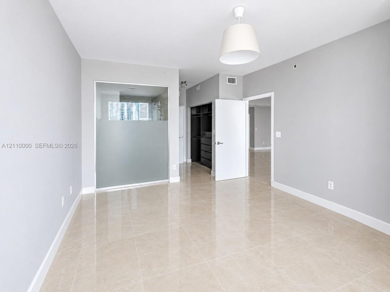 90 SW 3rd St , Unit 3212, Miami, FL 33130 Photo