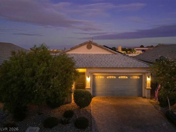8014 Tulip Bulb Street , Las Vegas, NV 89113