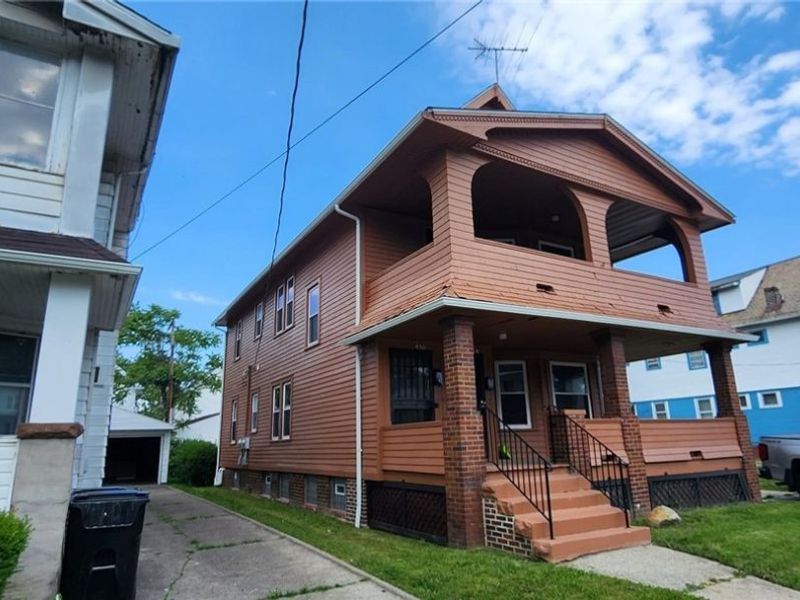 448 E 148th Street, Cleveland, OH 44110 Photo 2