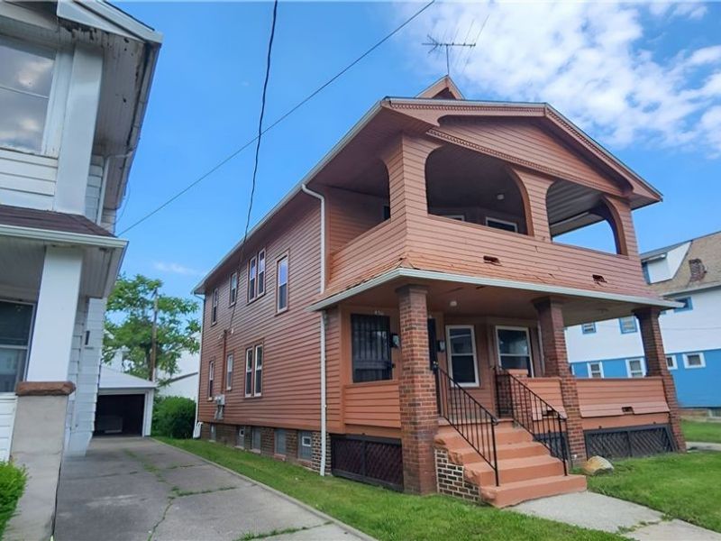 448 E 148th Street, Cleveland, OH 44110 Photo 2