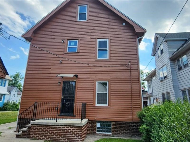 448 E 148th Street, Cleveland, OH 44110 Photo 4