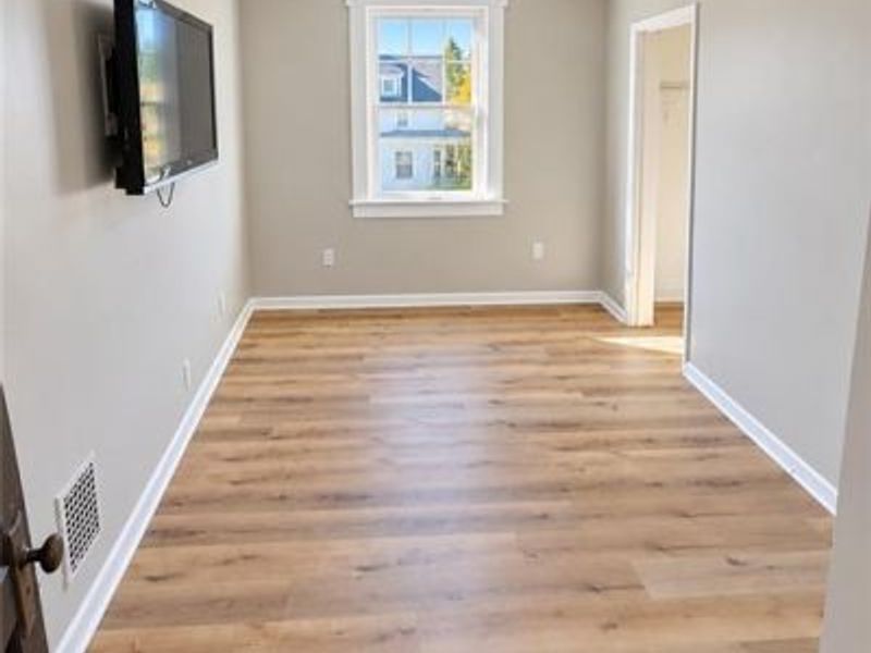 555 E Madison Avenue, Springfield, OH 45503 Photo 12