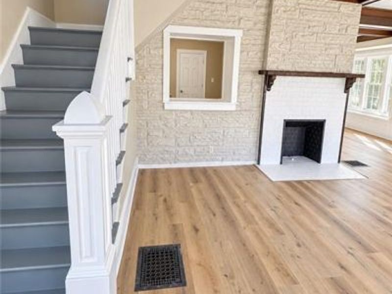555 E Madison Avenue, Springfield, OH 45503 Photo 5