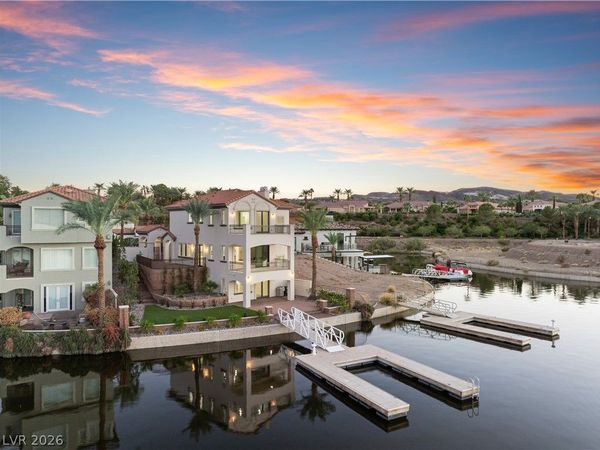 19 Via Del Garda , Henderson, NV 89011