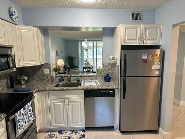 260 NW 76th Avenue, Unit 108, Margate, FL 33063