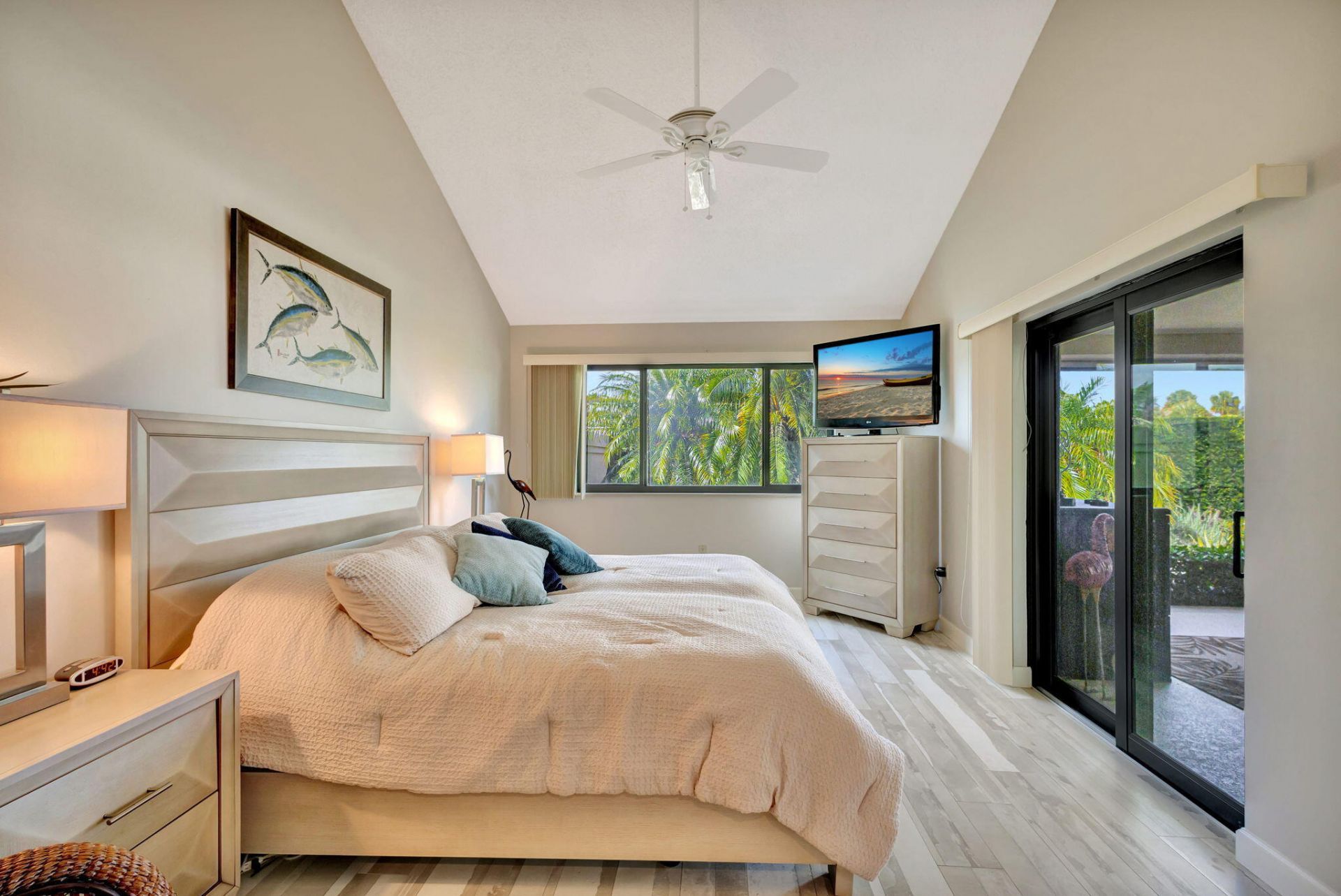 2624 Mohawk Circle, West Palm Beach, FL 33409 Photo
