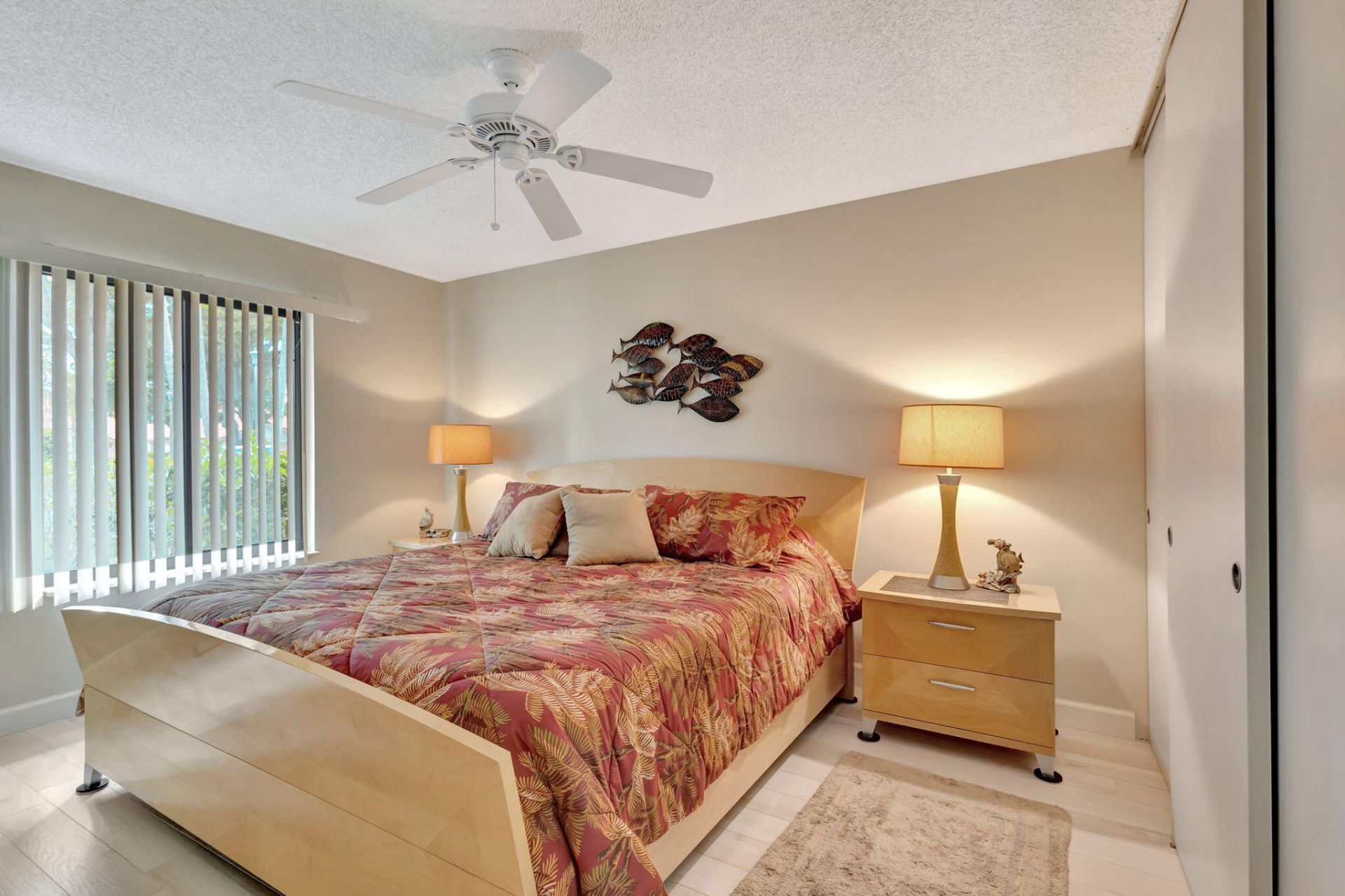 2624 Mohawk Circle, West Palm Beach, FL 33409 Photo