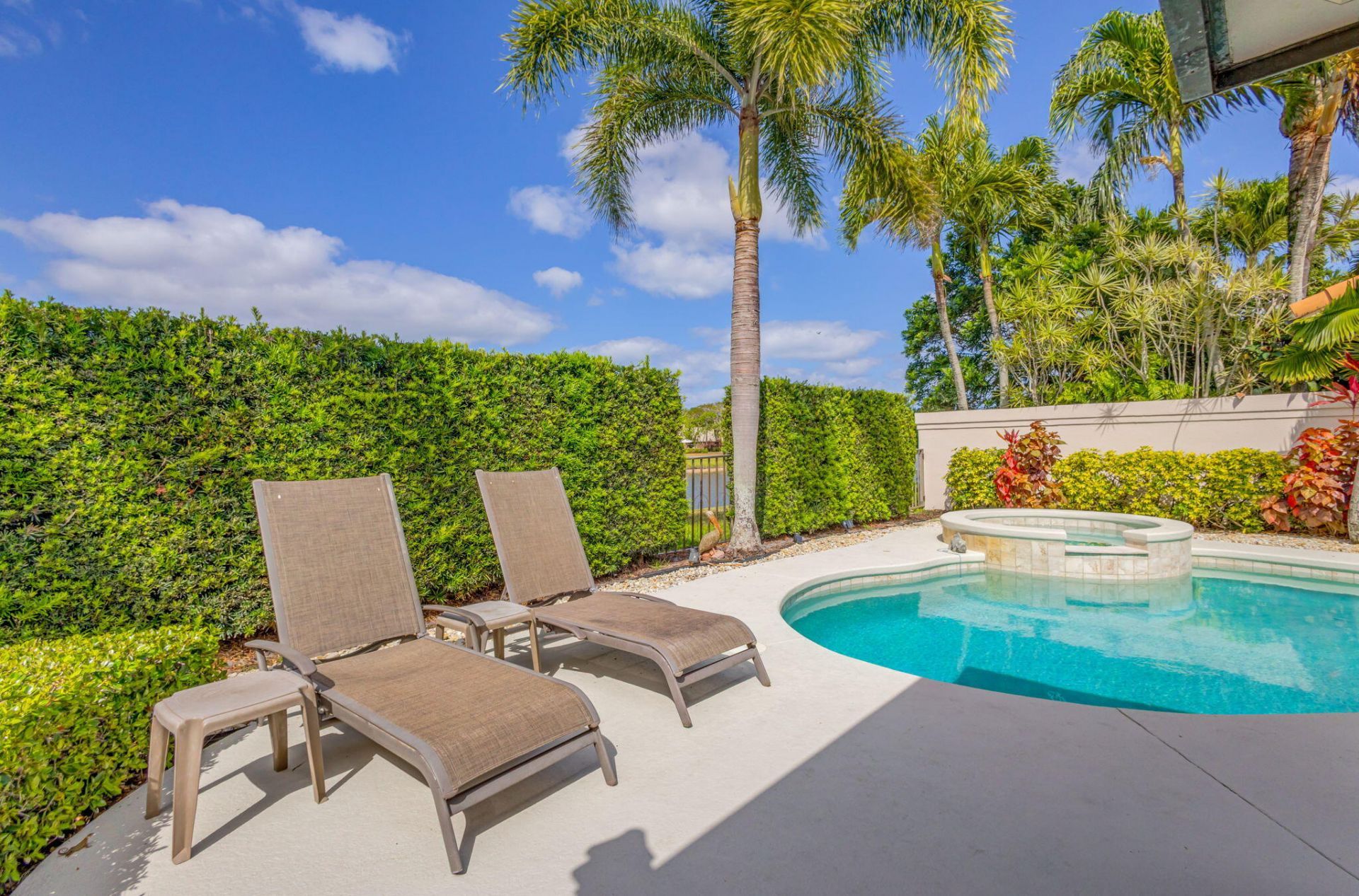 2624 Mohawk Circle, West Palm Beach, FL 33409 Photo