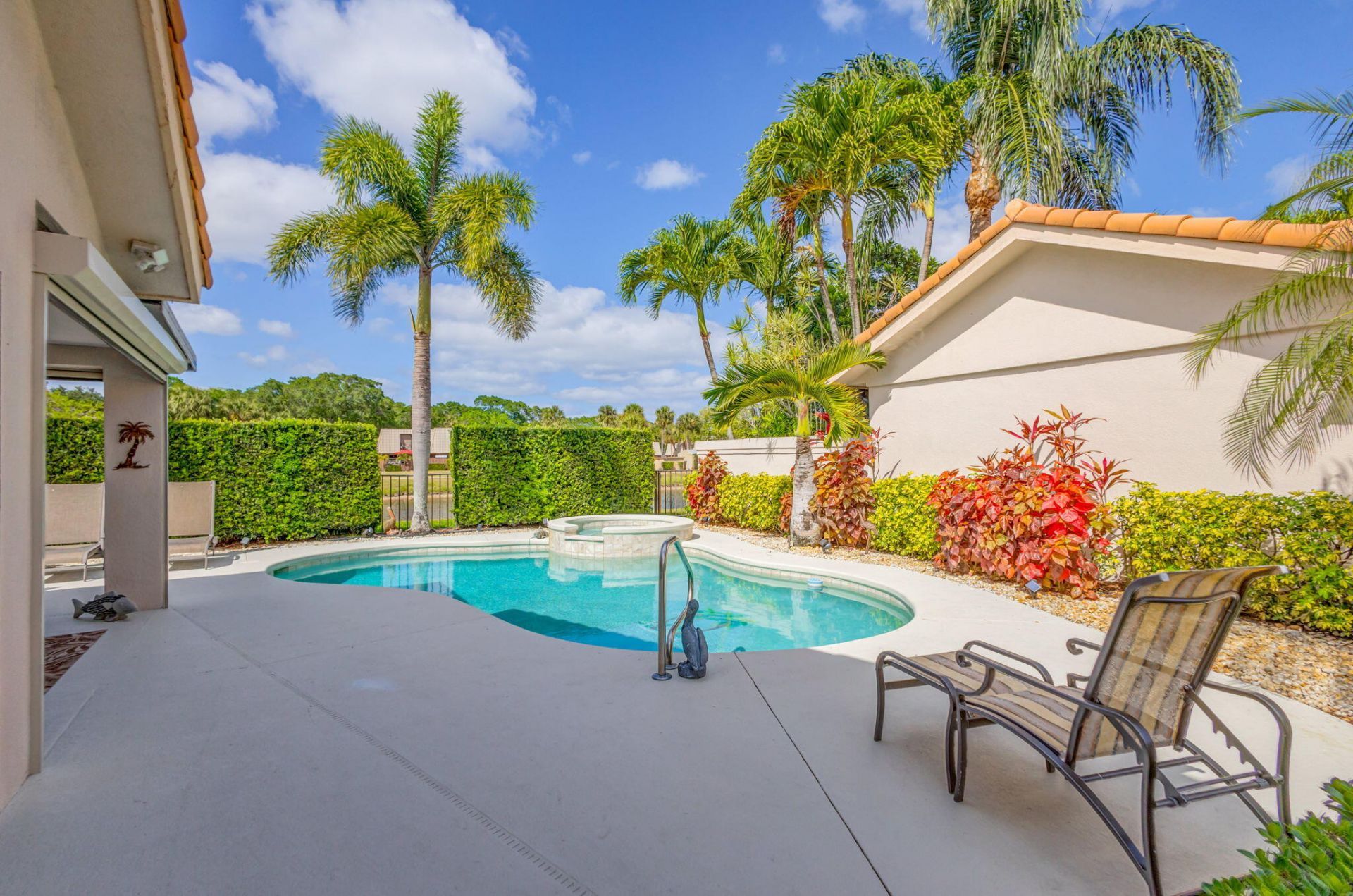 2624 Mohawk Circle, West Palm Beach, FL 33409 Photo
