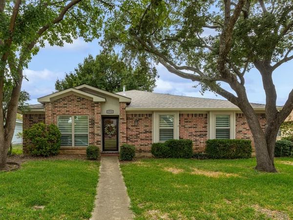 1750 Sterling Lane, Lewisville, TX 75067