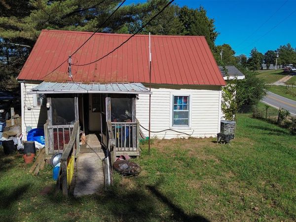 3219 Old Gallatin Road , Scottsville, KY 42164