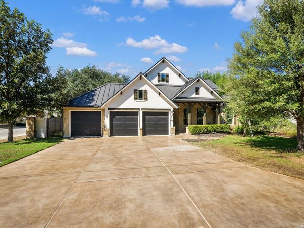 204 Becker St., Boerne, TX 78006