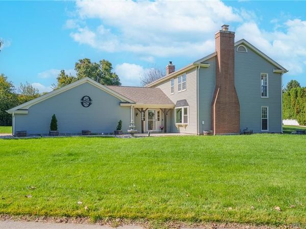 2550 Broken Woods Drive, Troy, OH 45373