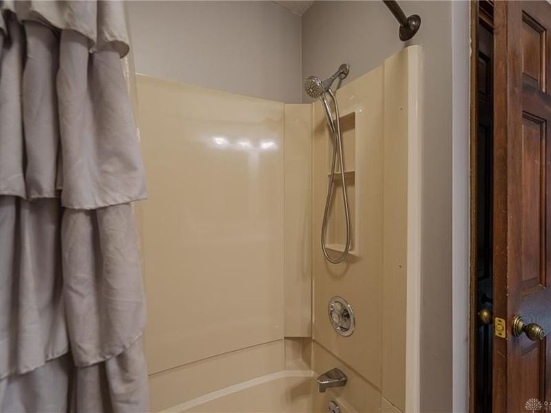 2550 Broken Woods Drive, Troy, OH 45373 Photo 50