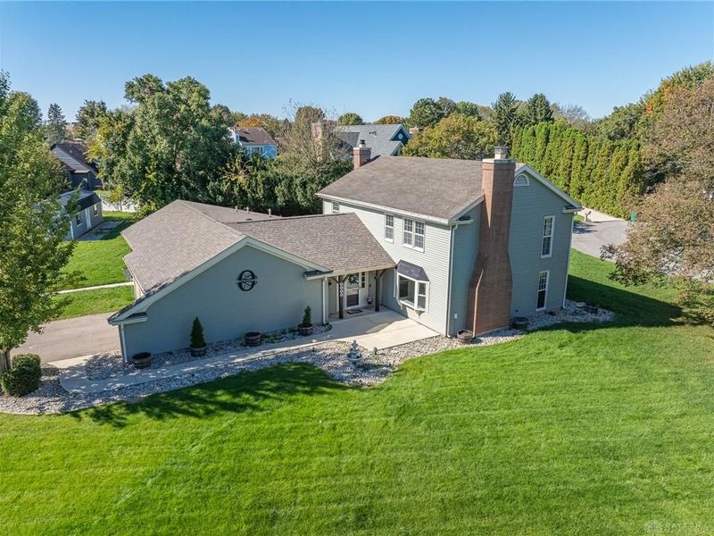 2550 Broken Woods Drive, Troy, OH 45373 Photo 7