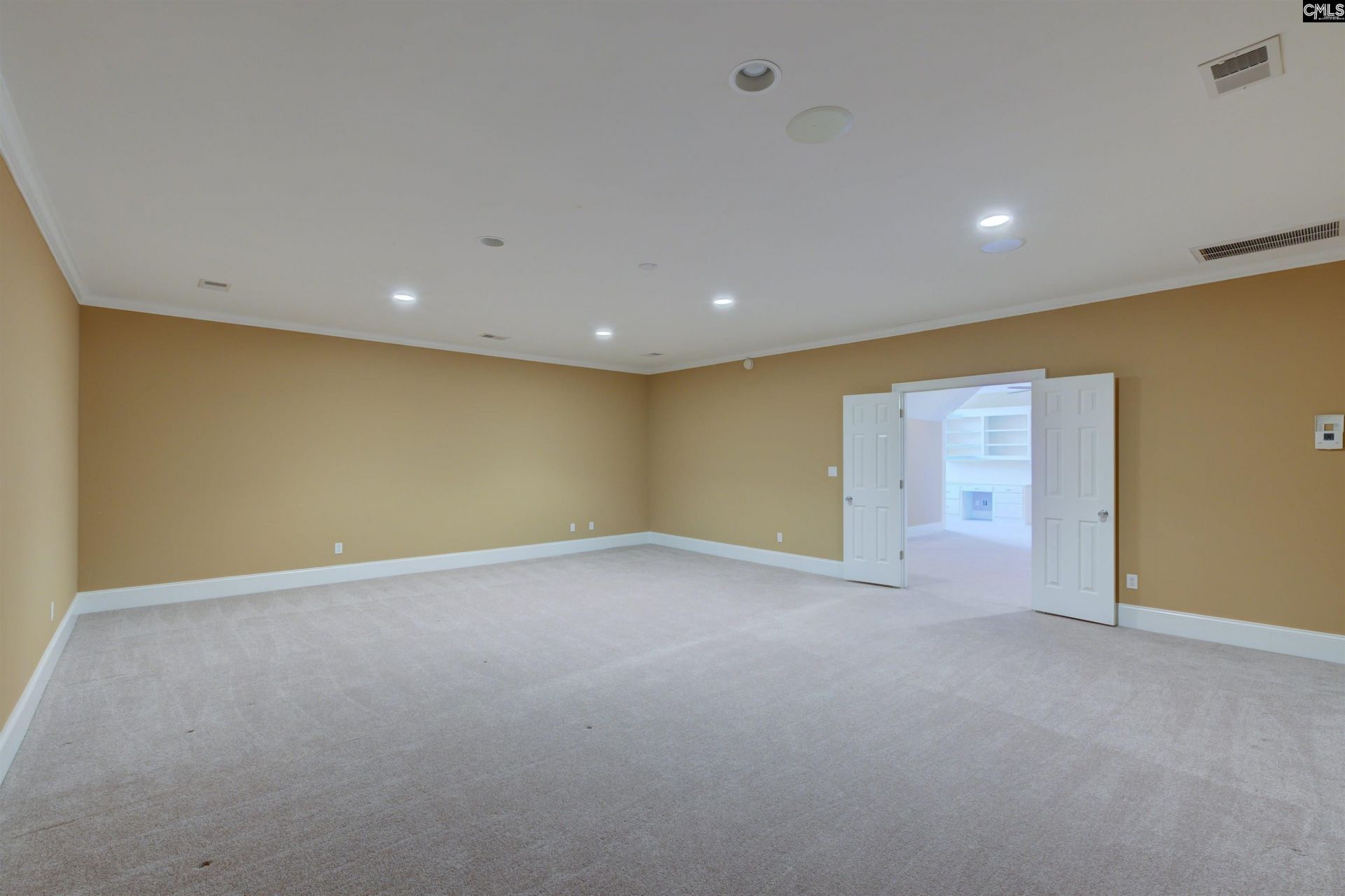 64 Redbay Road Photo 37