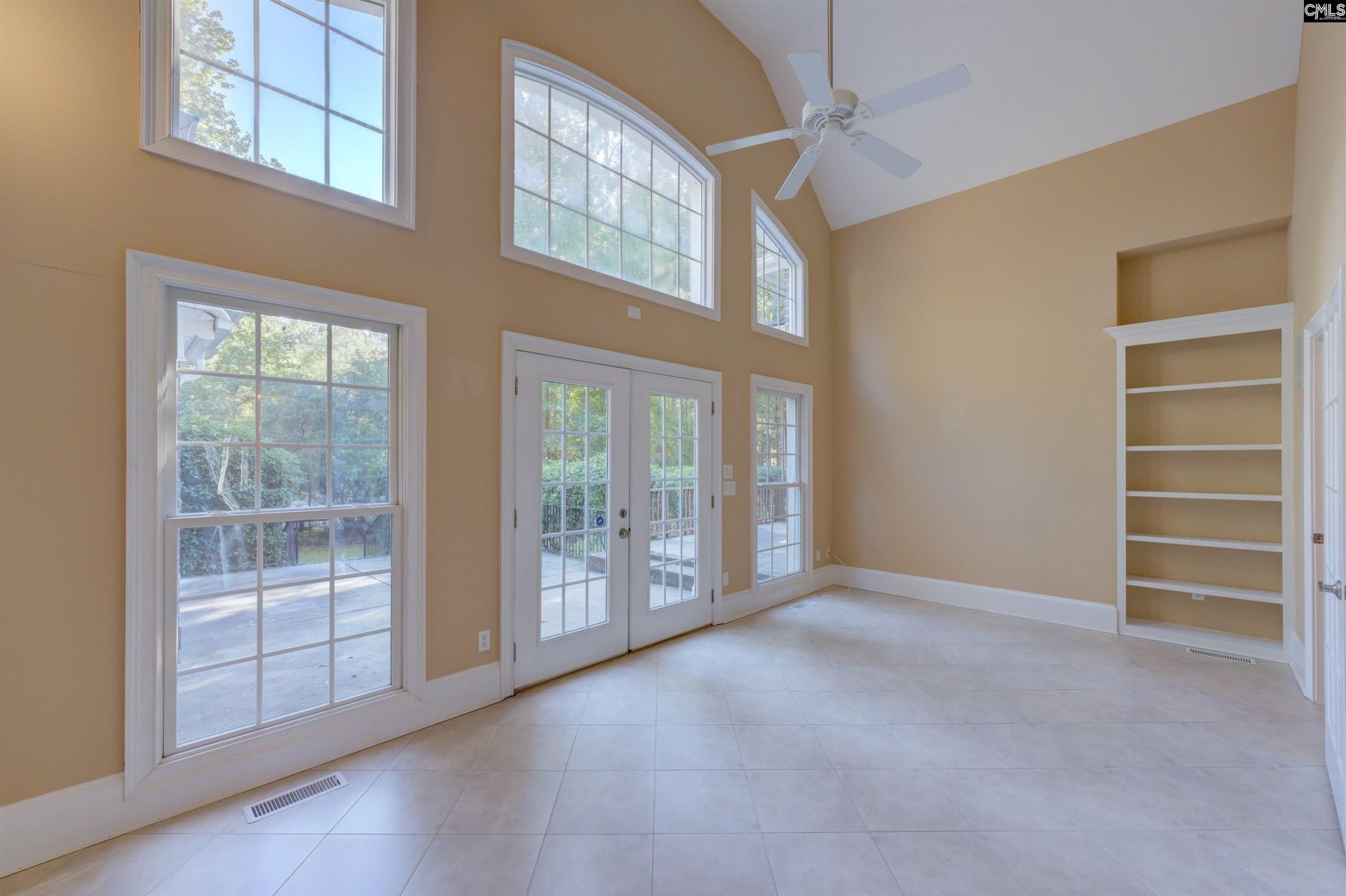 64 Redbay Road Photo 4