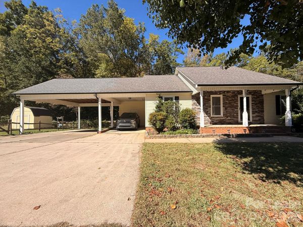 121 Old Airport Road , Concord, NC 28025