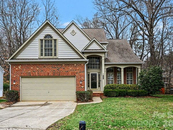 5805 Swanston Drive , Charlotte, NC 28269
