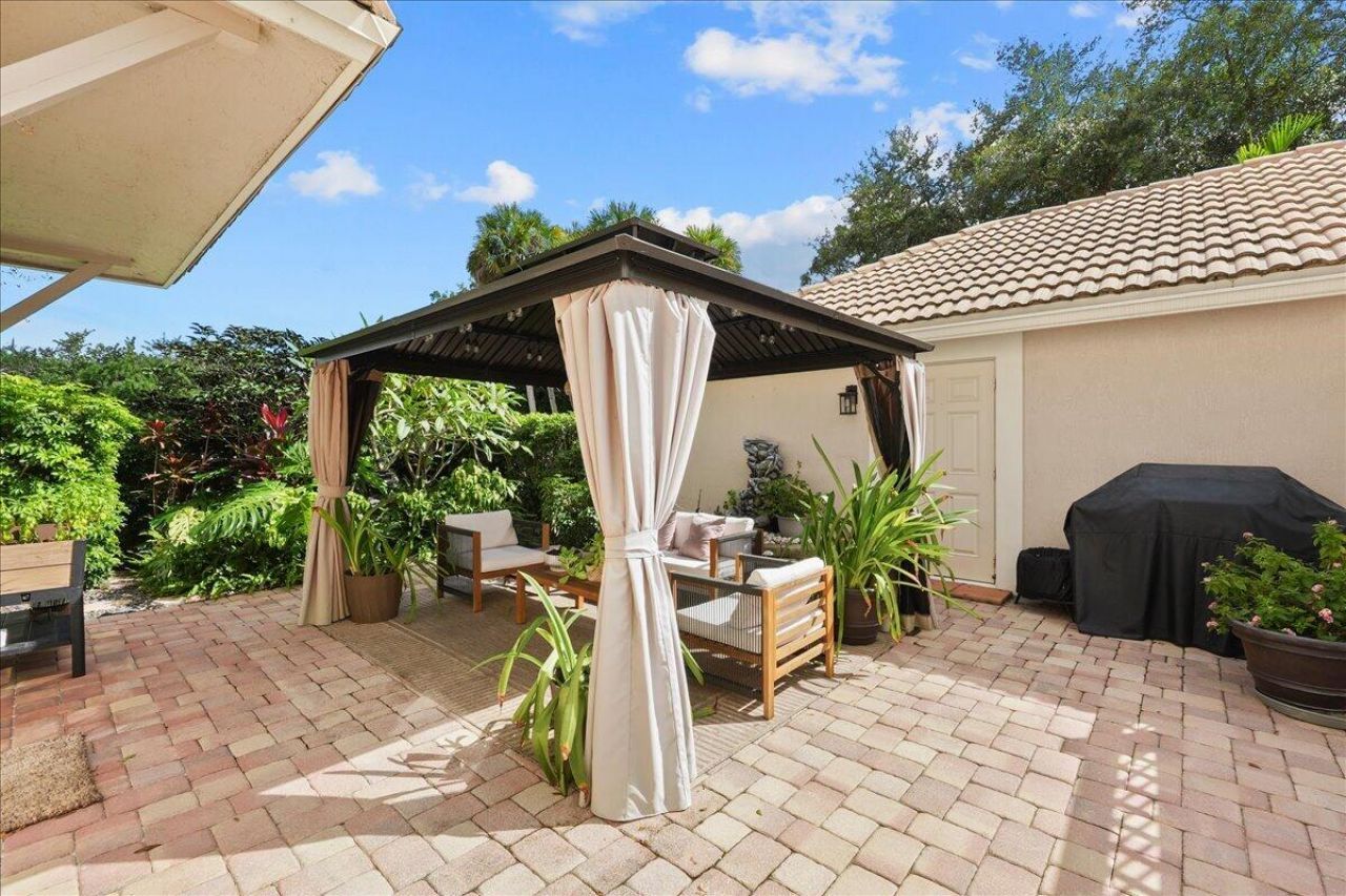 8044 Murano Circle, Palm Beach Gardens, FL 33418 Photo