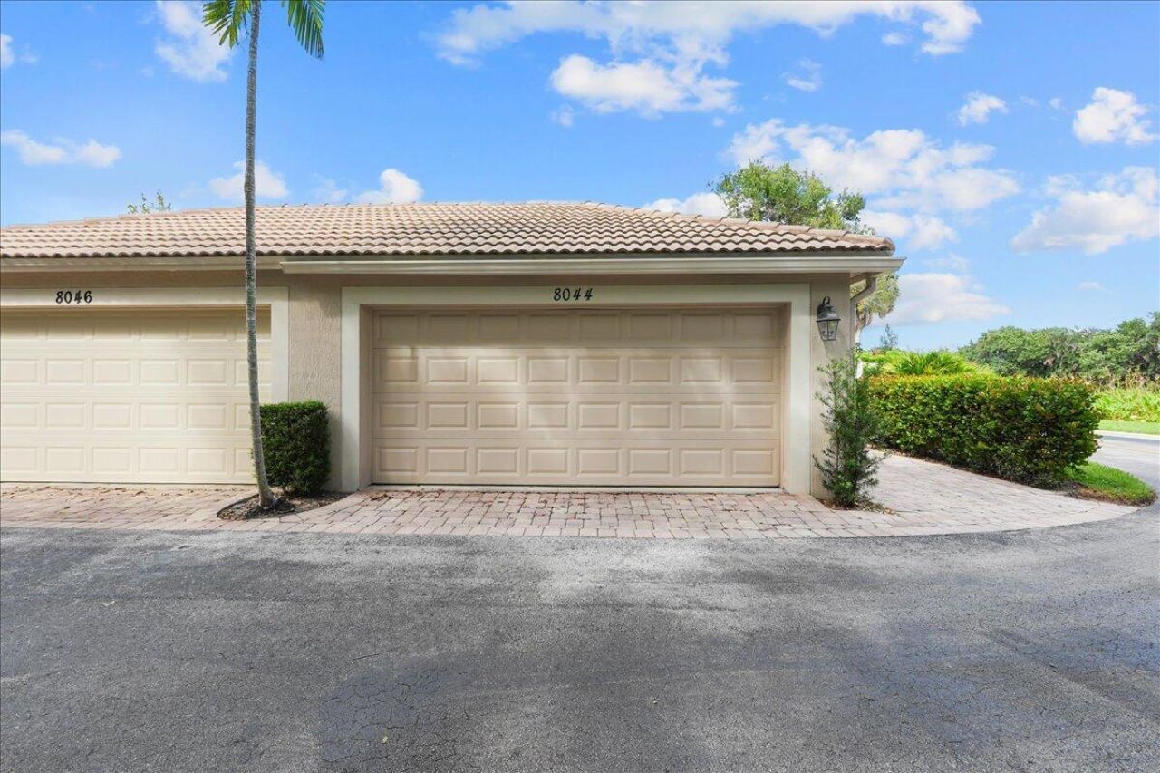 8044 Murano Circle, Palm Beach Gardens, FL 33418 Photo