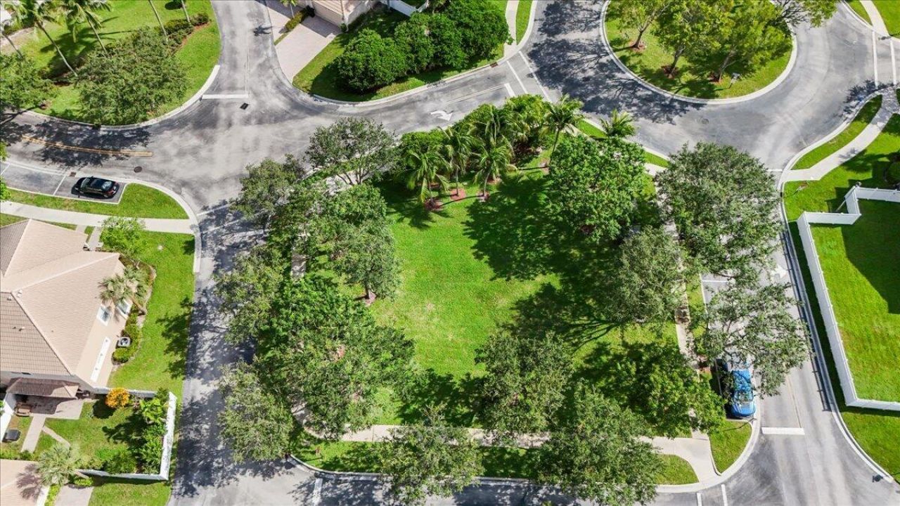 8044 Murano Circle, Palm Beach Gardens, FL 33418 Photo