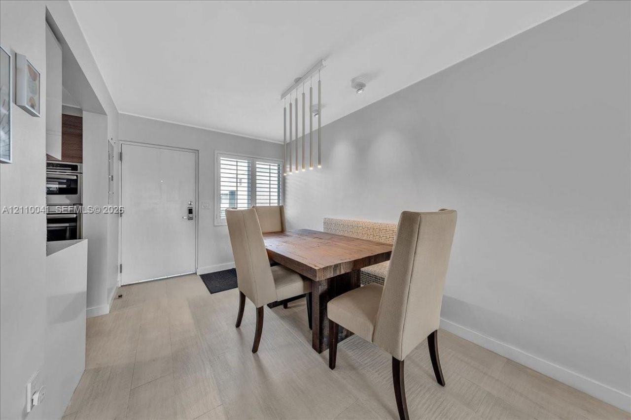 1610 Lenox Ave, Unit 516, Miami Beach, FL 33139 Photo