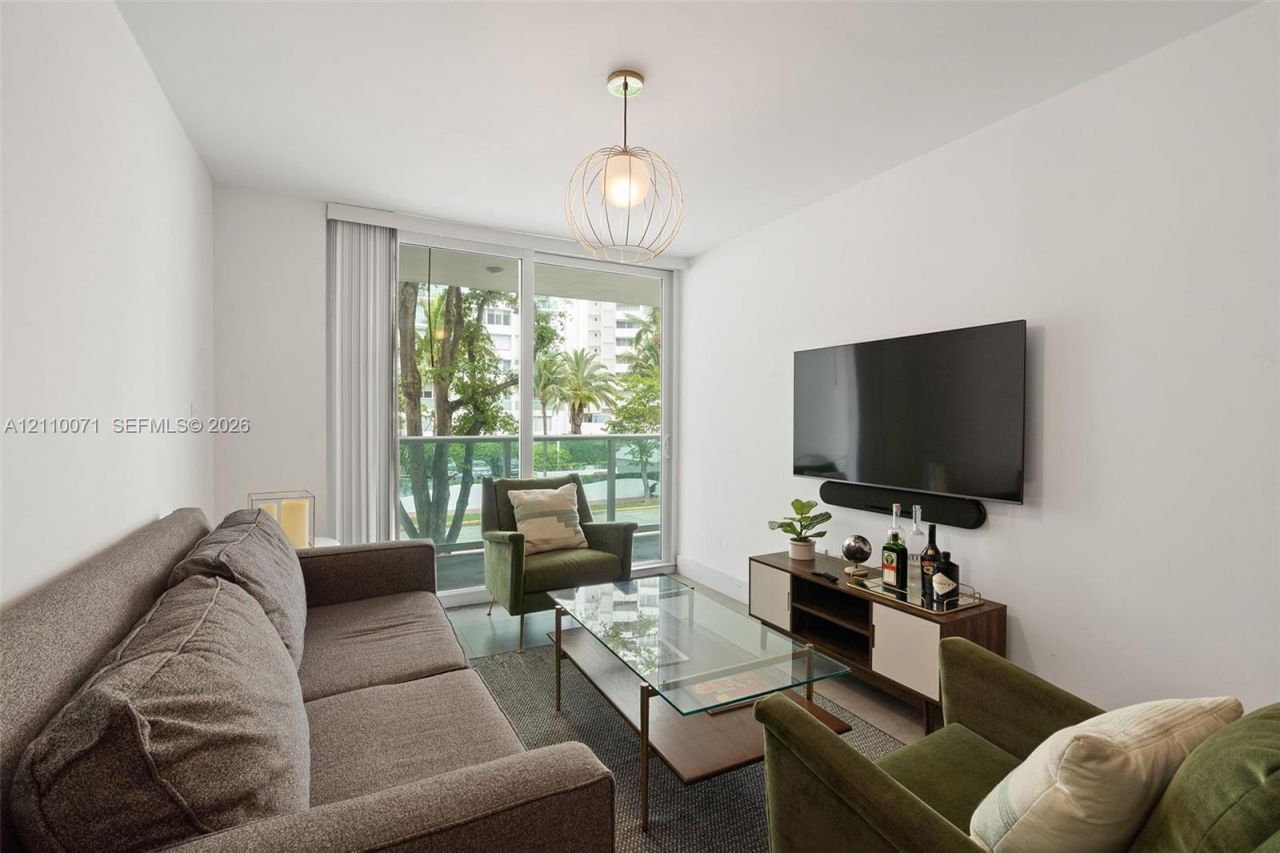 1035 West Ave, Unit 201, Miami Beach, FL 33139 Photo