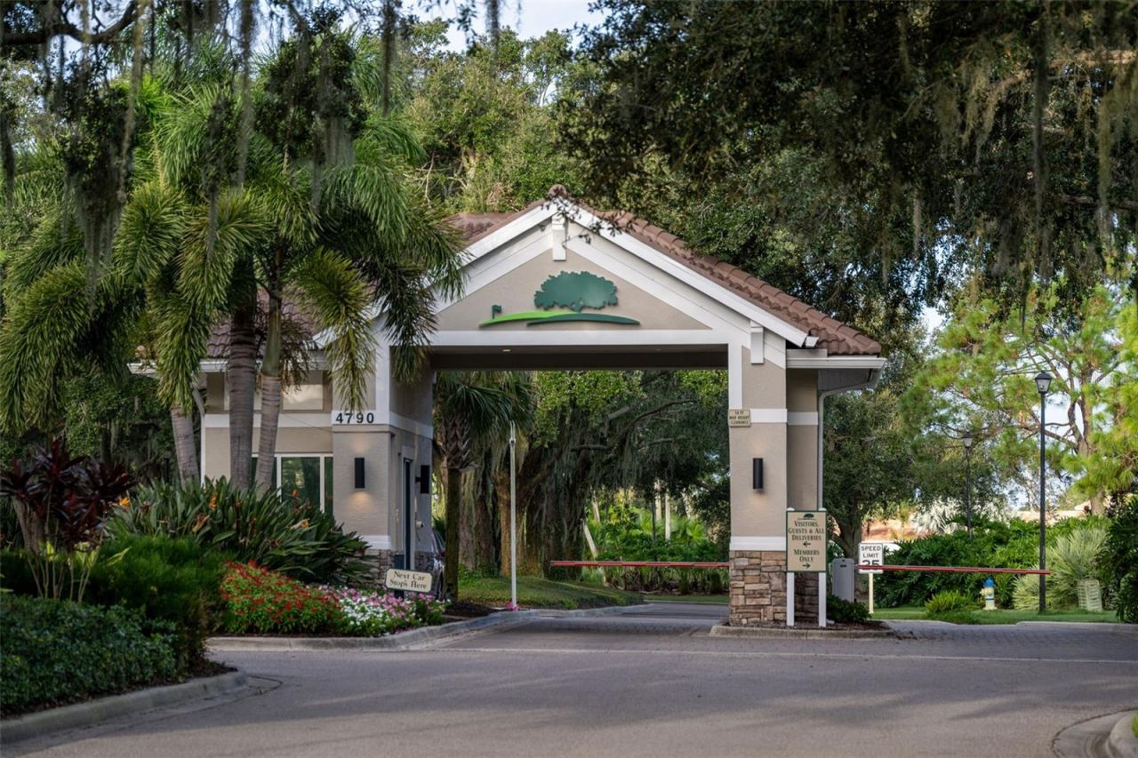 5288 Mahogany Run Avenue, Sarasota, FL 34241 Photo
