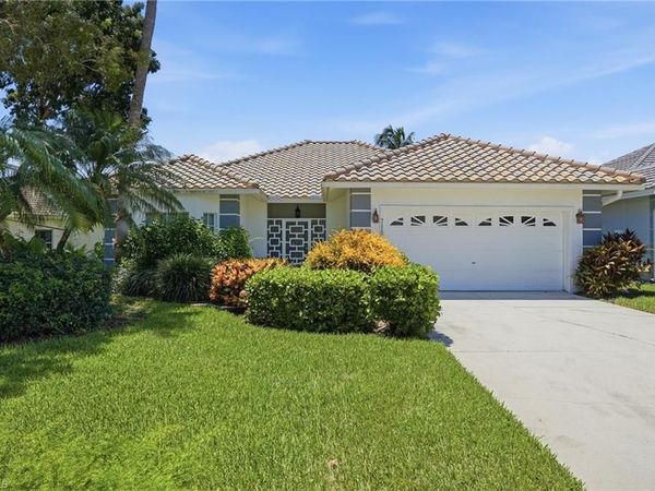 7115 Falcons Glen BLVD, NAPLES, FL 34113