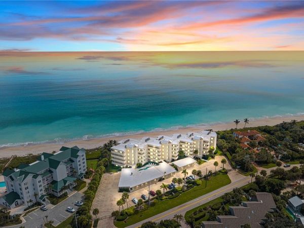 2636 Ocean Drive, Unit 105, Vero Beach, FL 32963