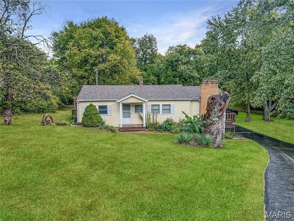 2710 Keebler Road , Maryville, IL 62062