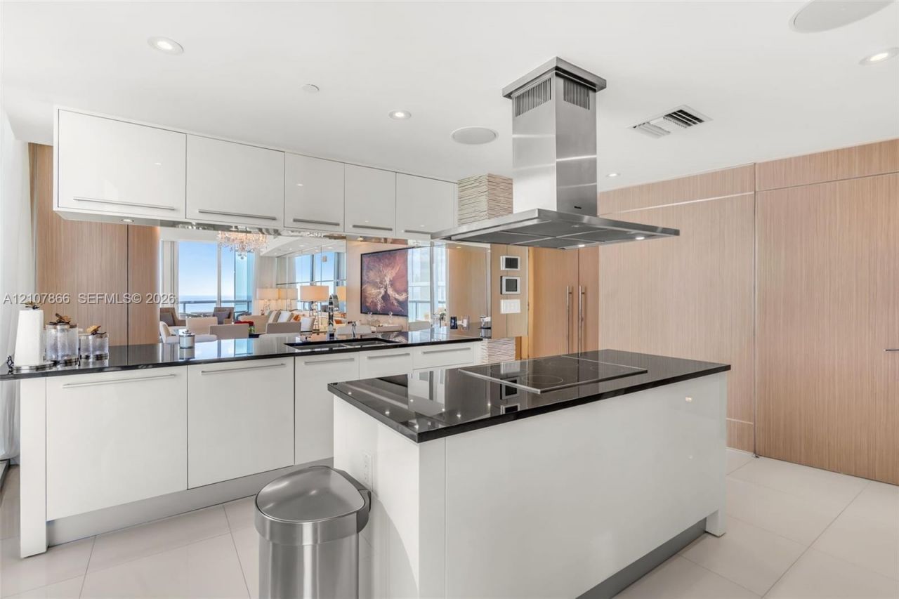 17121 Collins Ave, Unit 2608, Sunny Isles Beach, FL 33160 Photo