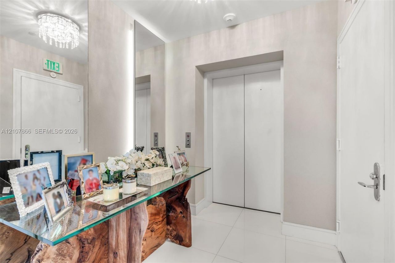 17121 Collins Ave, Unit 2608, Sunny Isles Beach, FL 33160 Photo