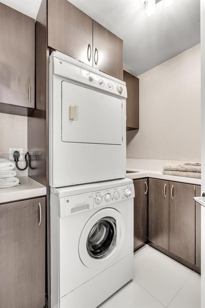17121 Collins Ave, Unit 2608, Sunny Isles Beach, FL 33160 Photo